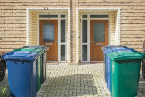 wheelie bin
